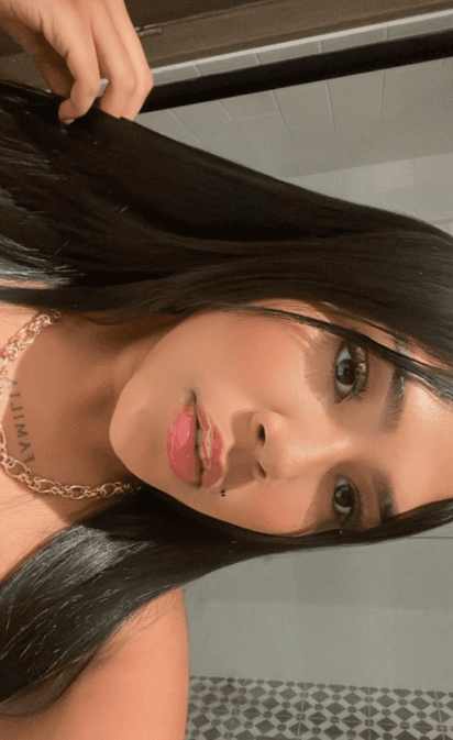 Khloe2