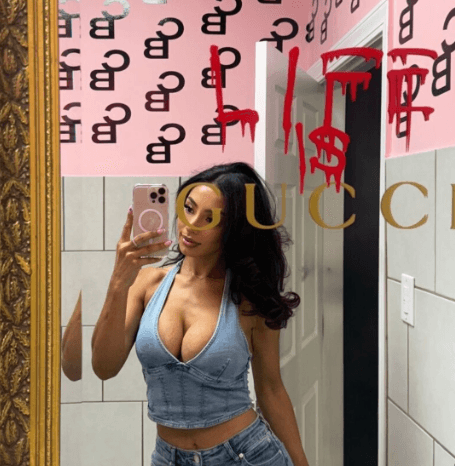 Tiana Hot Natural Body